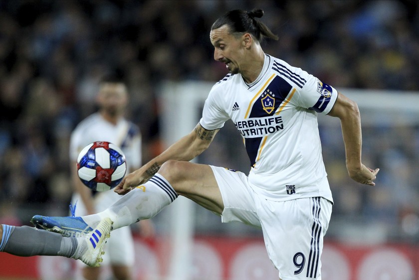 Mancini finds Zlatan on an equal footing as Messi and Ronaldo