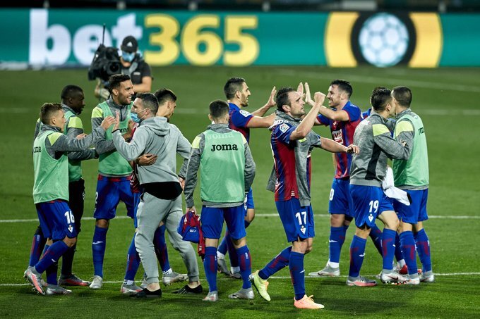 Eibar secured a big win at home to Valencia