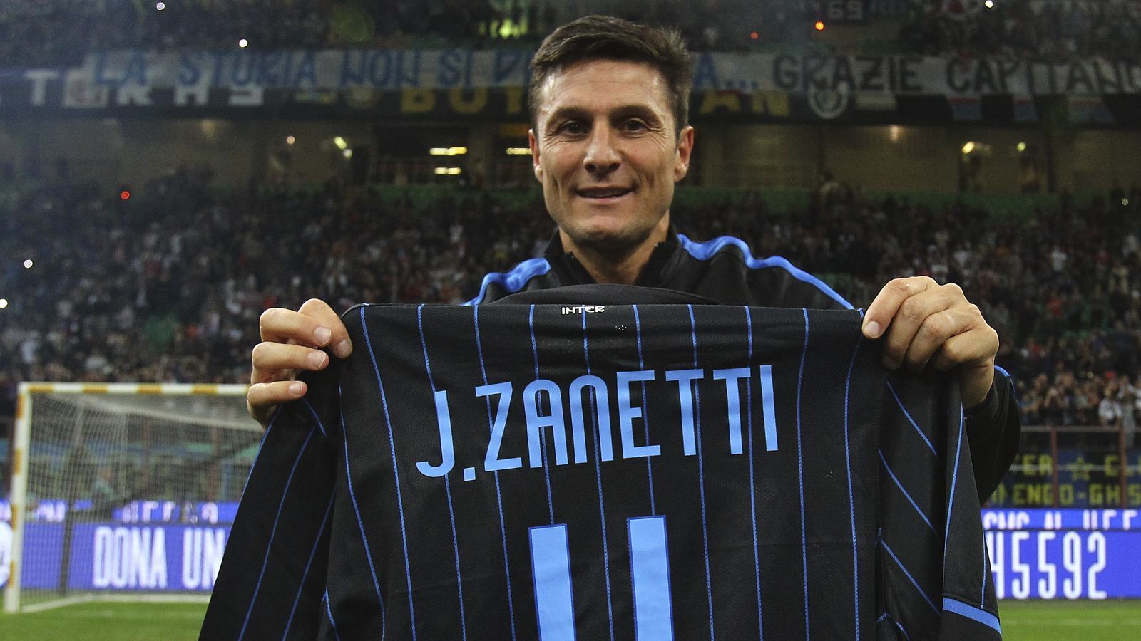 Javier Zanetti celebrates 25 Year as an Inter player  