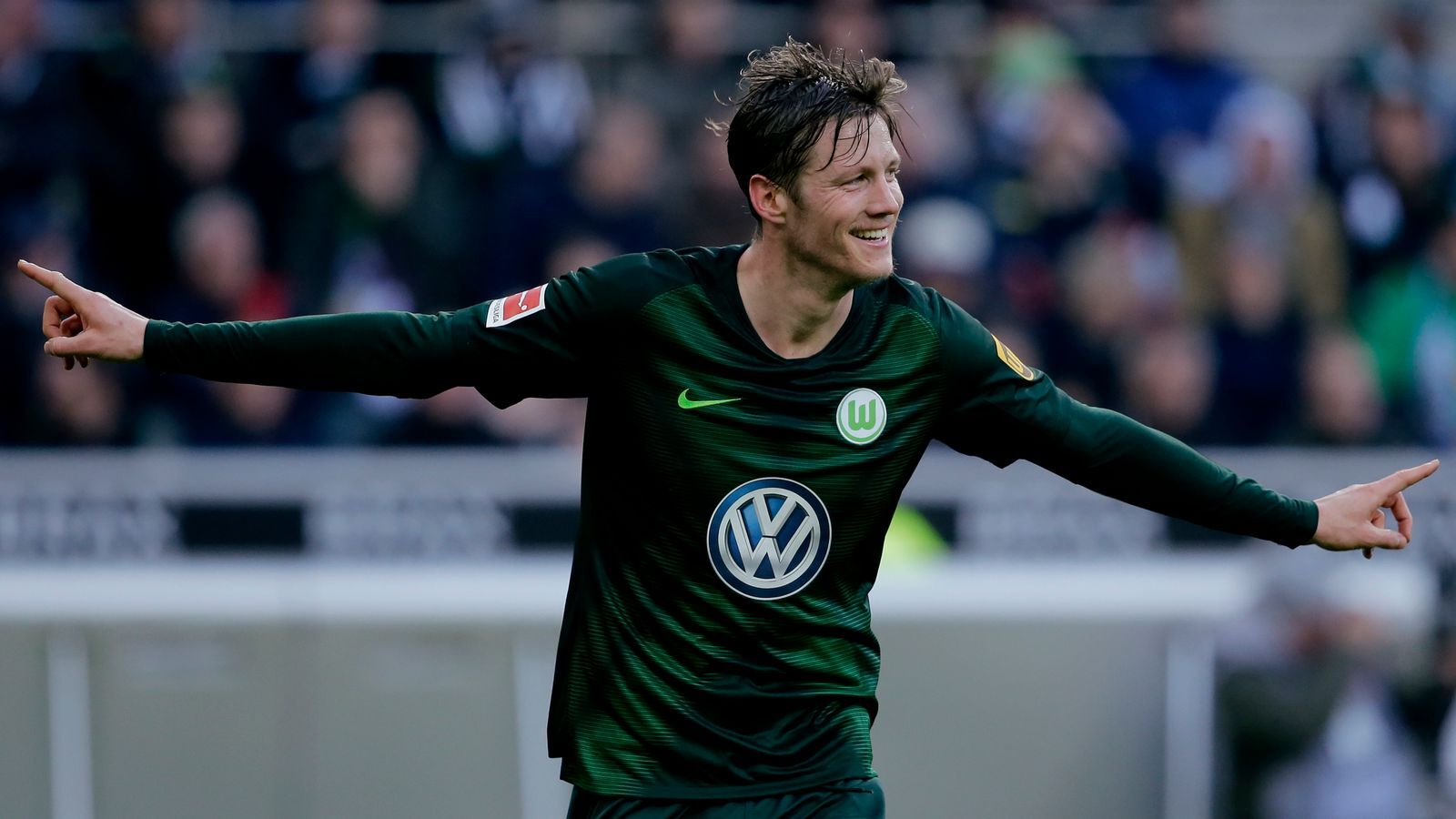 Wolfsburg scored late for his 12th goal of the Bundesliga season