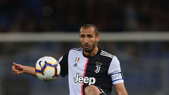 Chiellini wants to continue as a footballer despite suffering from an ACL tear