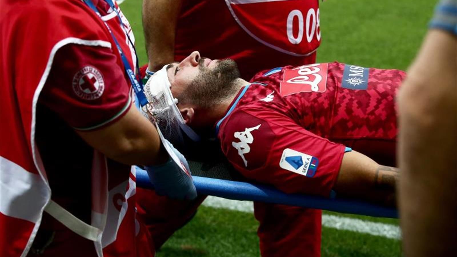 David Ospina was left with a deep cut after a collision between two teammates on Thursday night
