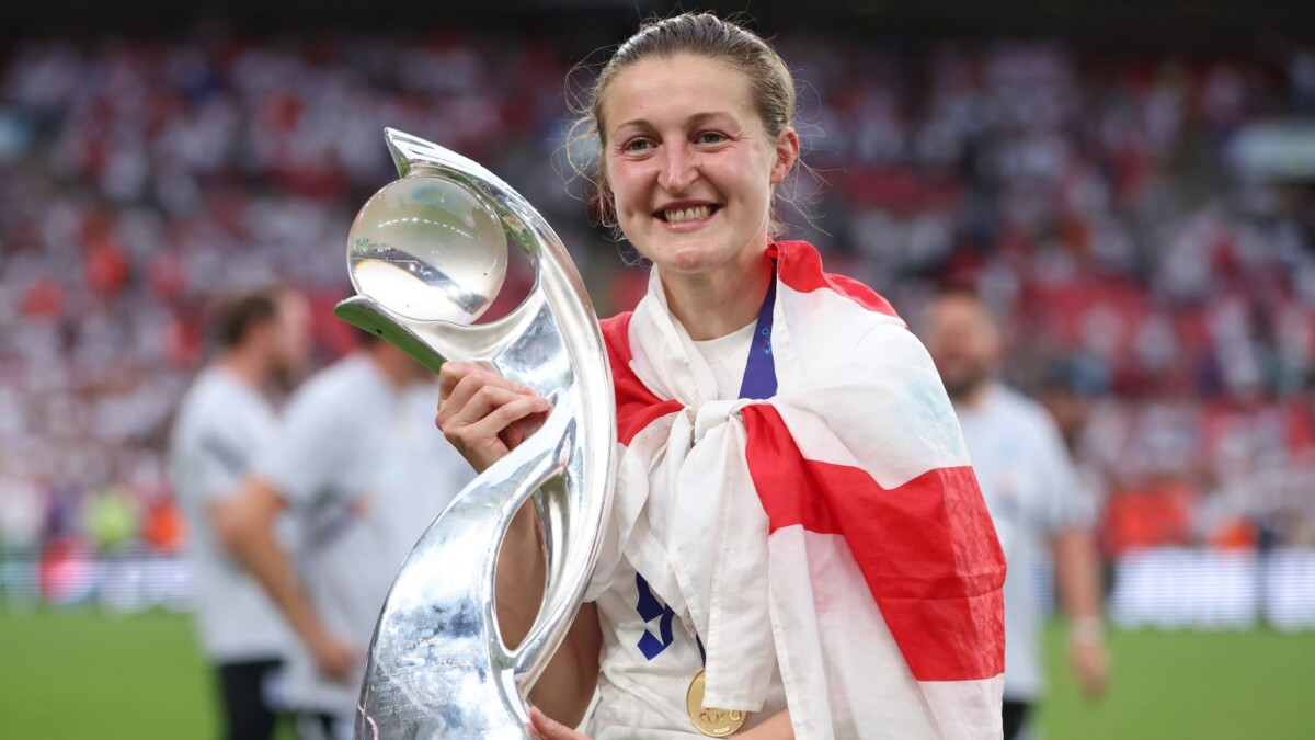 Ellen White, the winner of Euro 2022, announces her retirement