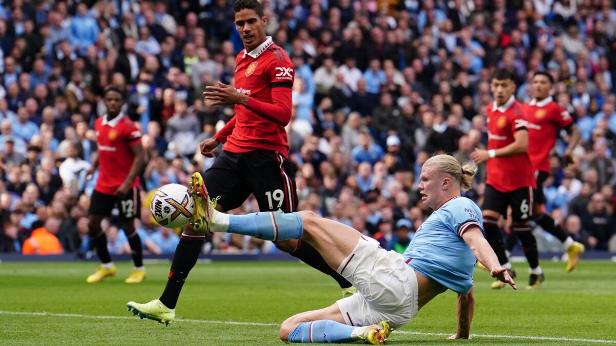 Football Results: Manchester City 6-3 Manchester United