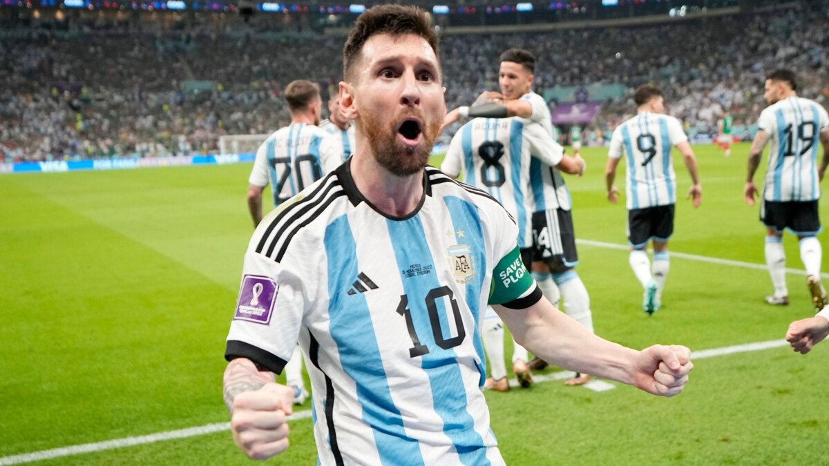 World Cup Results: Argentina 2-0 Mexico