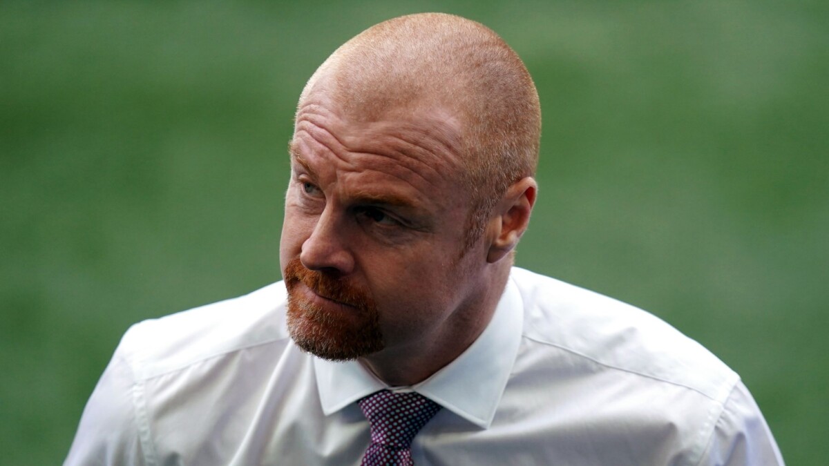 Everton: Sean Dyche defends club making no signings